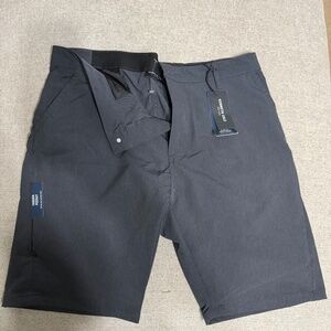 Kenneth Cole Slim fit light weight tech shorts